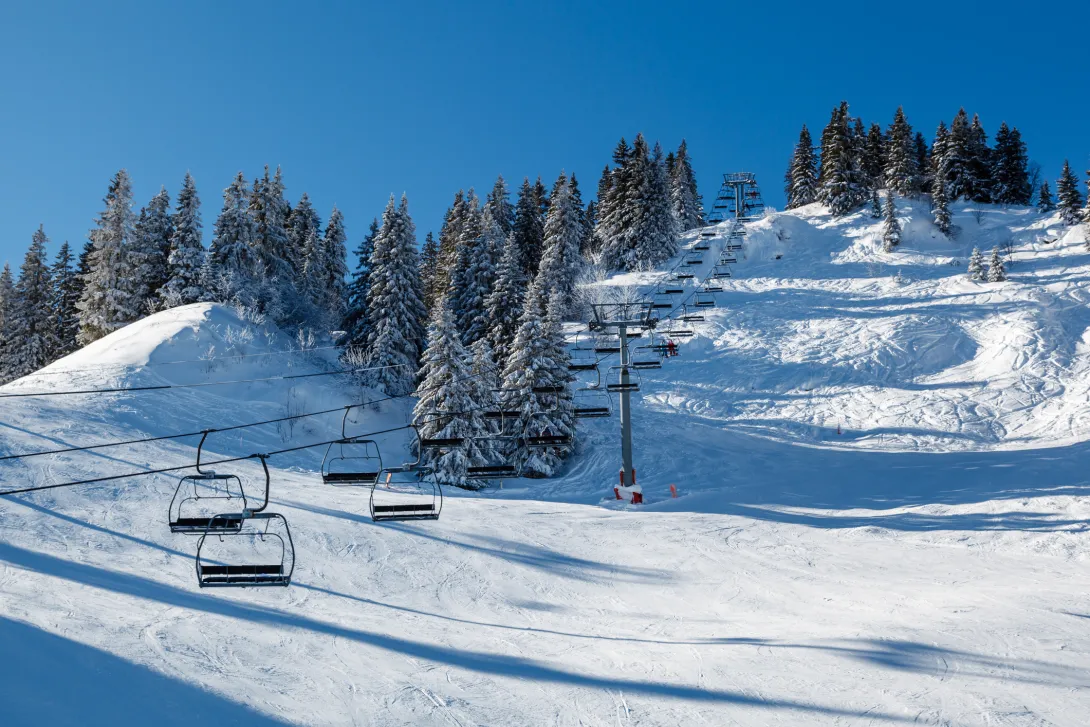 Clear day for skiing